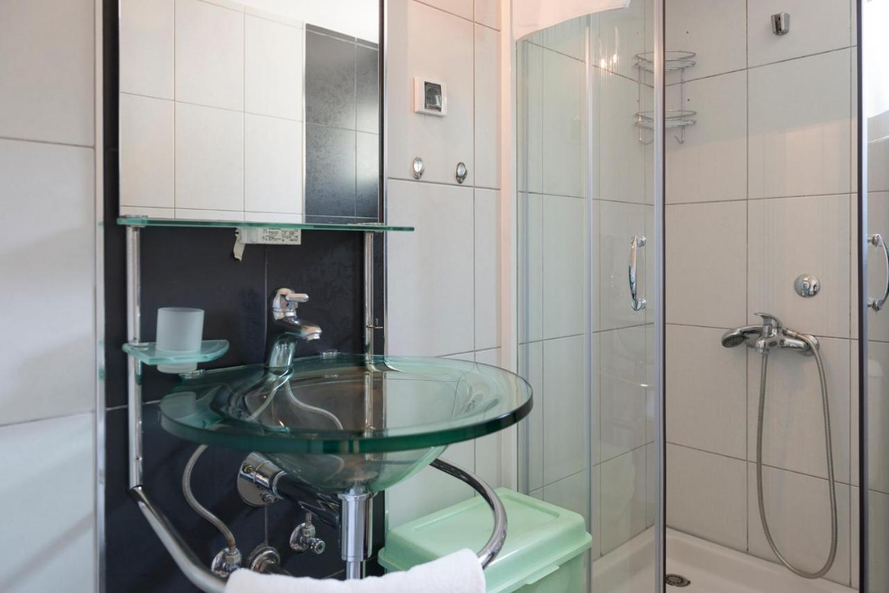 Green Home Apartments * Kotor
