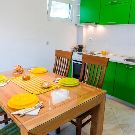 Green Home Apartments Kotor Buitenkant foto