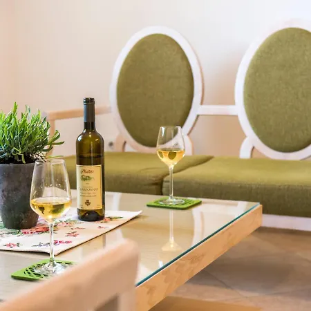 Green Home Apartments Kotor Buitenkant foto