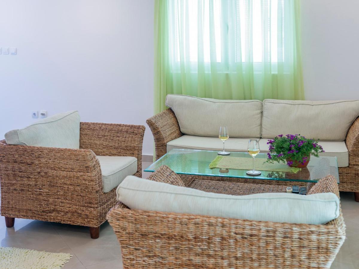 Green Home Apartments Apartment